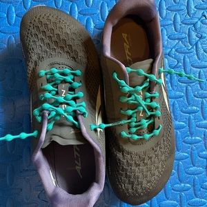 Altra Torin 4.5 plush size 9